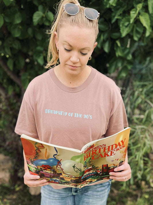 Dreaming of the 90s Tee – ELM Kids & Co. x The Phone Pledge (Adults)